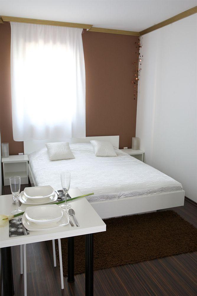 Sunset Apartments Hajdúszoboszló Екстериор снимка