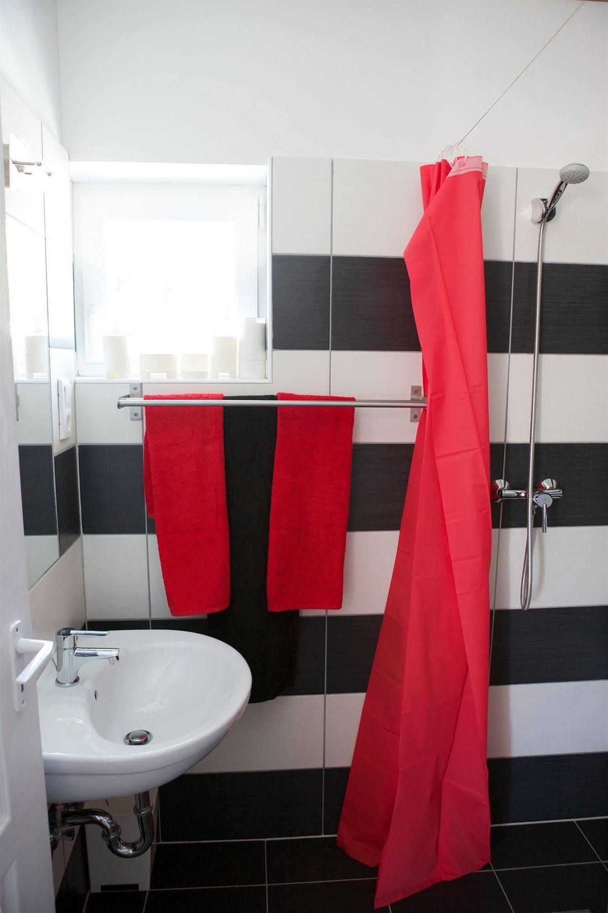 Sunset Apartments Hajdúszoboszló Екстериор снимка